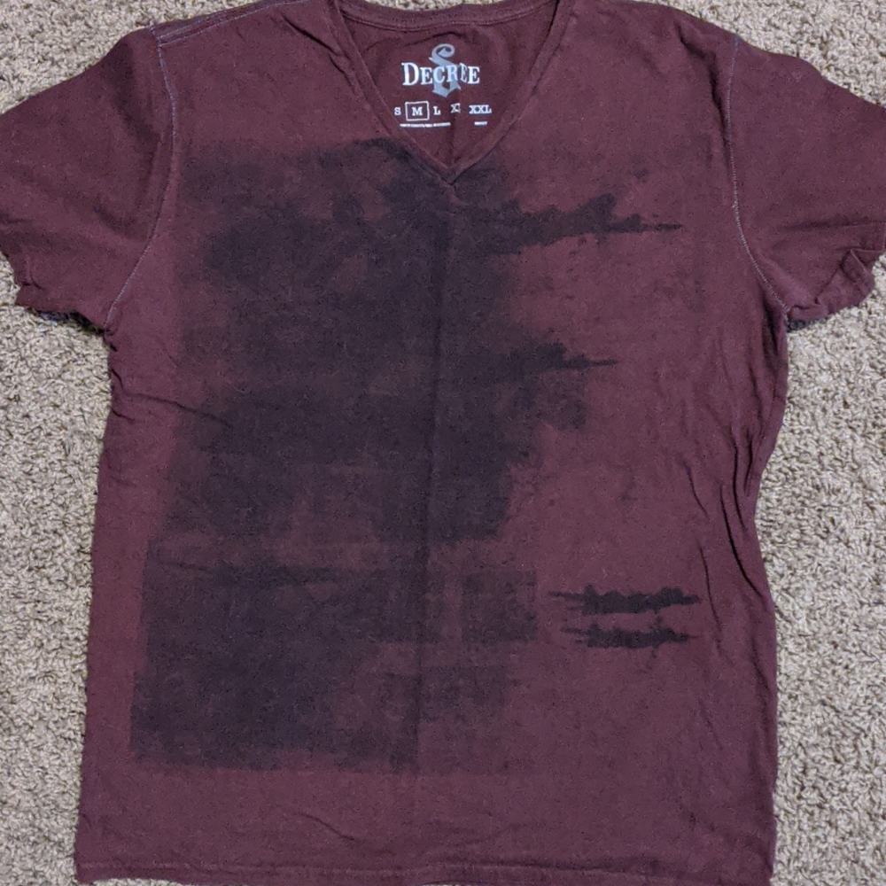 Men's Decree V Neck